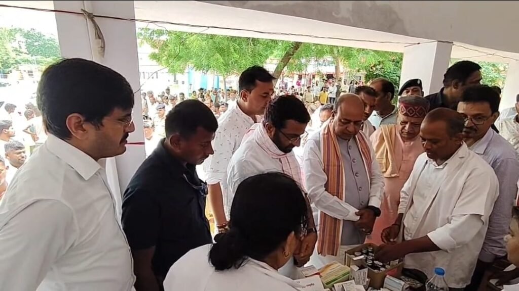 बाढ़ राहत कार्य